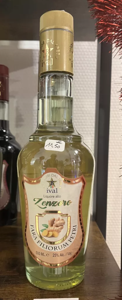 zenzero liqueur de gingembre en bouteille